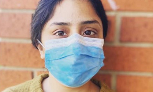 Australians manage face mask challenges